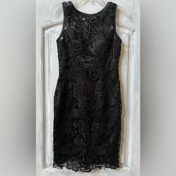 chinese dress ladies Adrianna Papell - AP1D101560 Sleeveless Velvet Lace Sheath Dress